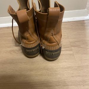 Women’s LL bean boots (size 8 but fits like a size 9)